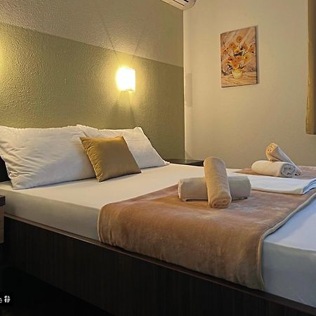 La Pietra Family Hotel Međugorje Oda fotoğraf